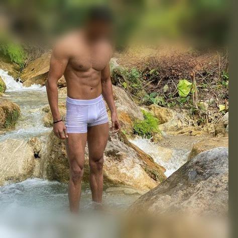 boys-personal photo of Lanka Ads