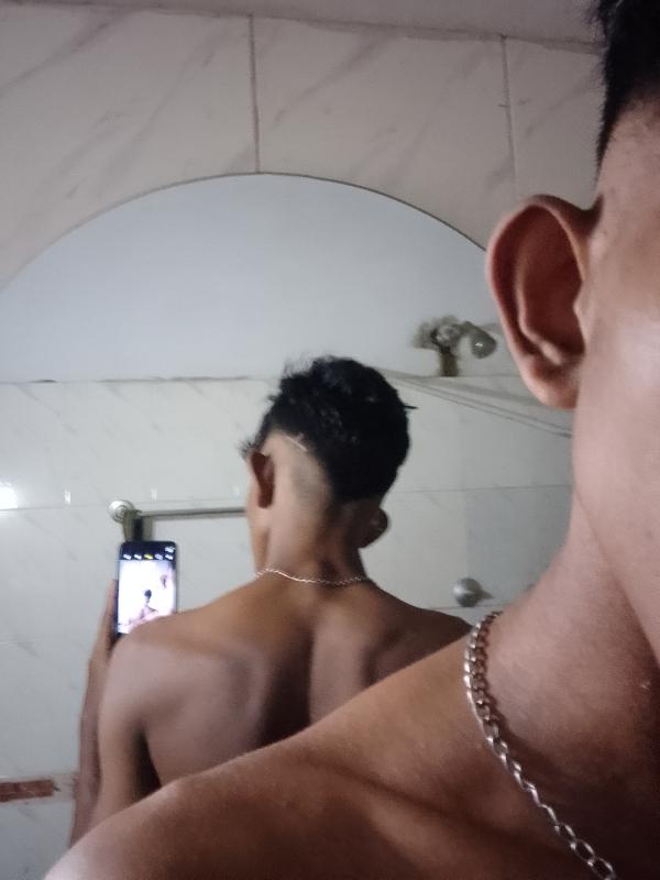 boys-personal photo of Lanka Ads