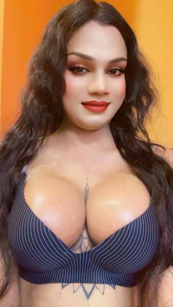 shemale photo of Lanka Ads