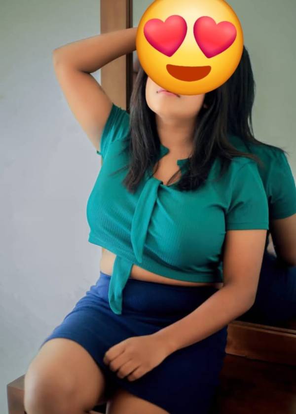 girls-personal photo of Lanka Ads