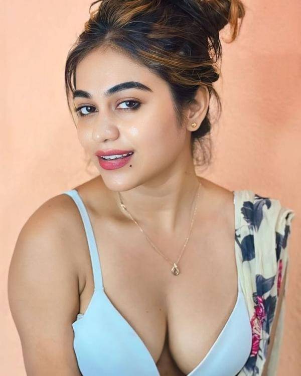 girls-personal photo of Lanka Ads