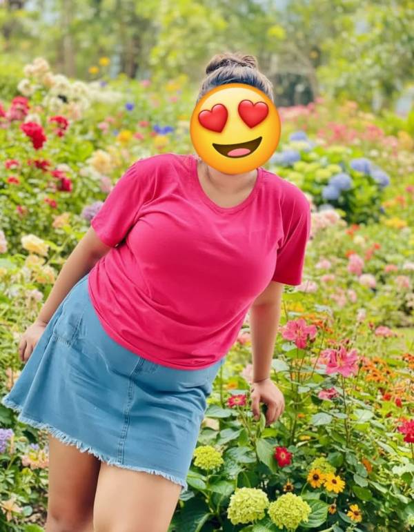girls-personal photo of Lanka Ads