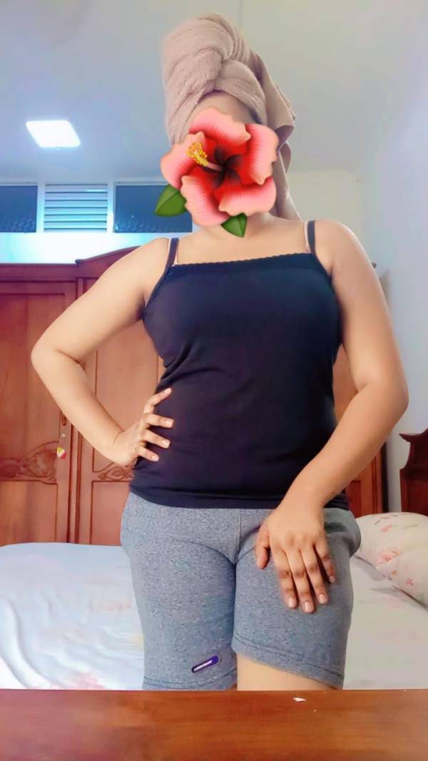 girls-personal photo of Lanka Ads