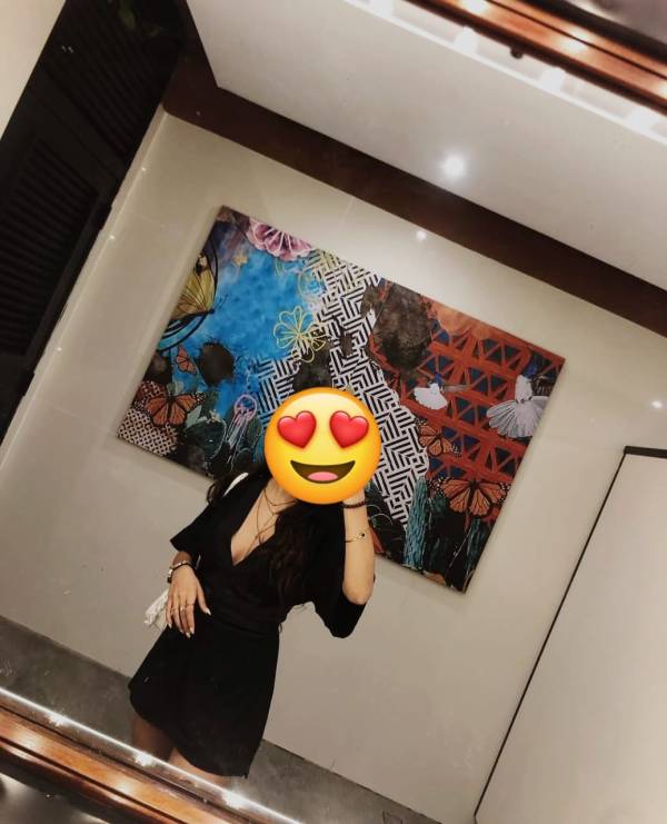 girls-personal photo of Lanka Ads