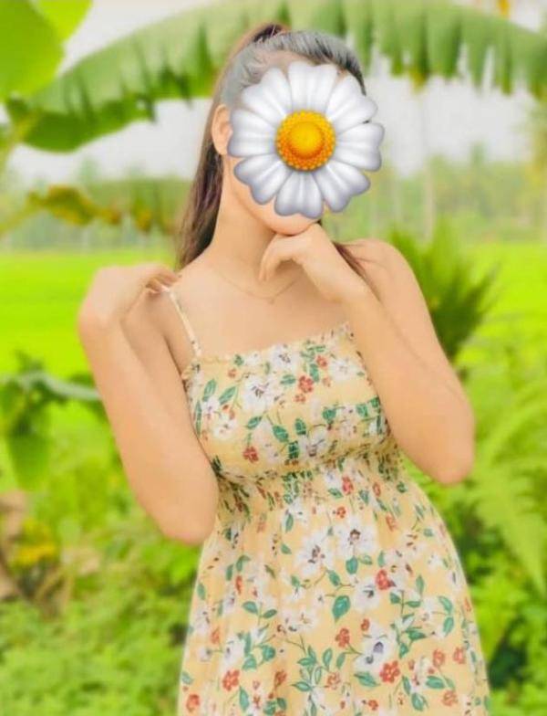girls-personal photo of Lanka Ads