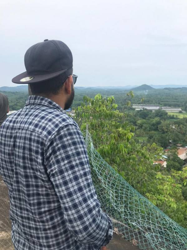 boys-personal photo of Lanka Ads
