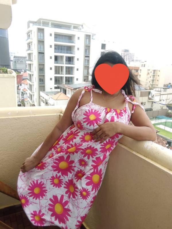 girls-personal photo of Lanka Ads