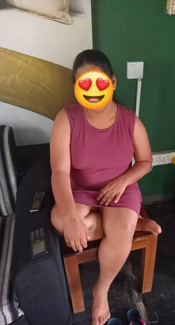 girls-personal photo of Lanka Ads