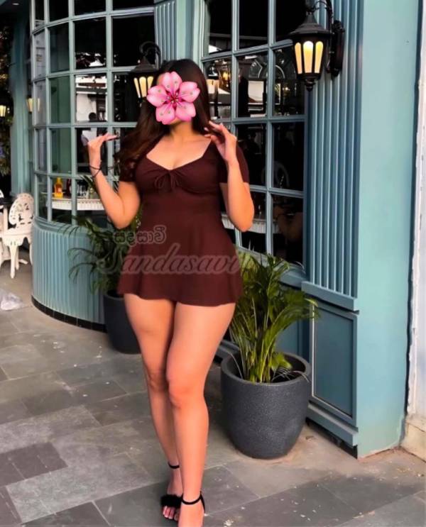 girls-personal photo of Lanka Ads