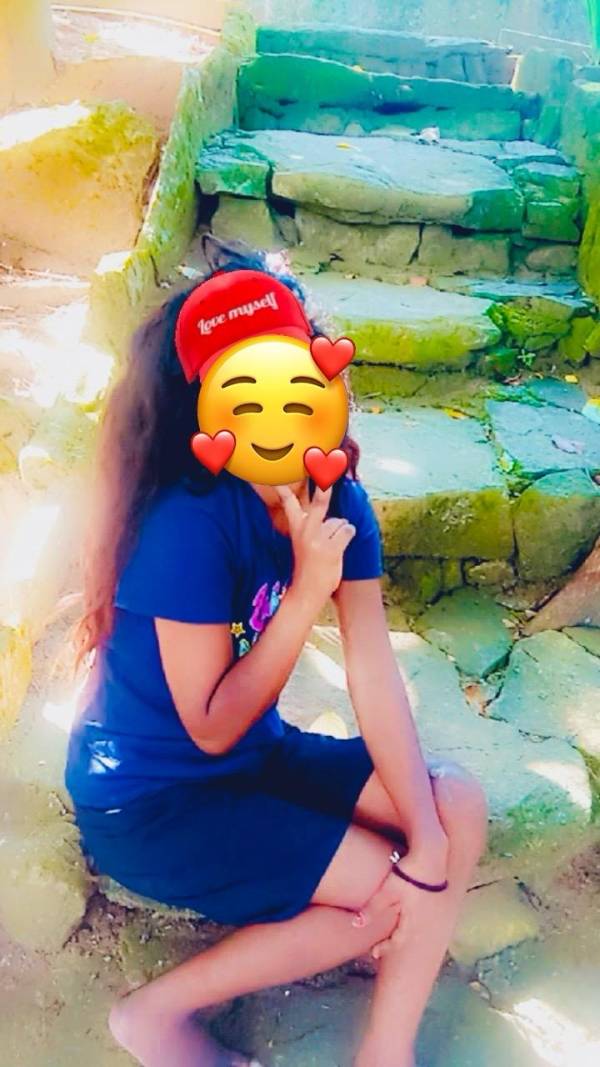 girls-personal photo of Lanka Ads