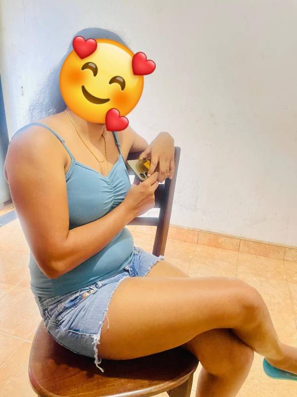 girls-personal photo of Lanka Ads