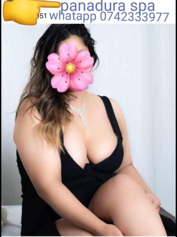 girls-personal photo of Lanka Ads