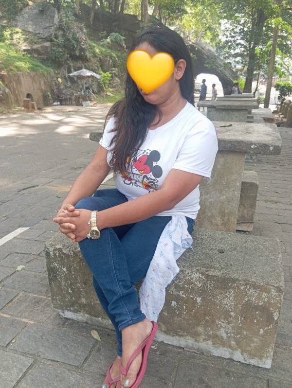 girls-personal photo of Lanka Ads