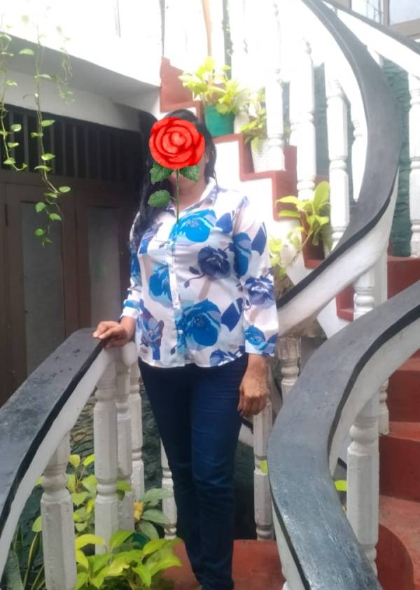 girls-personal photo of Lanka Ads