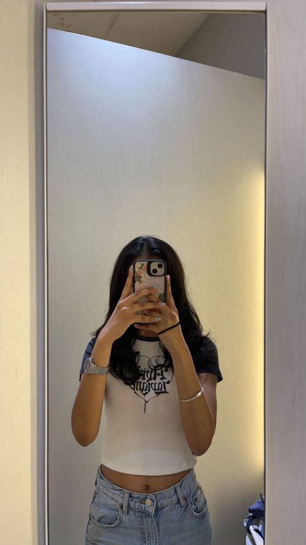 girls-personal photo of Lanka Ads