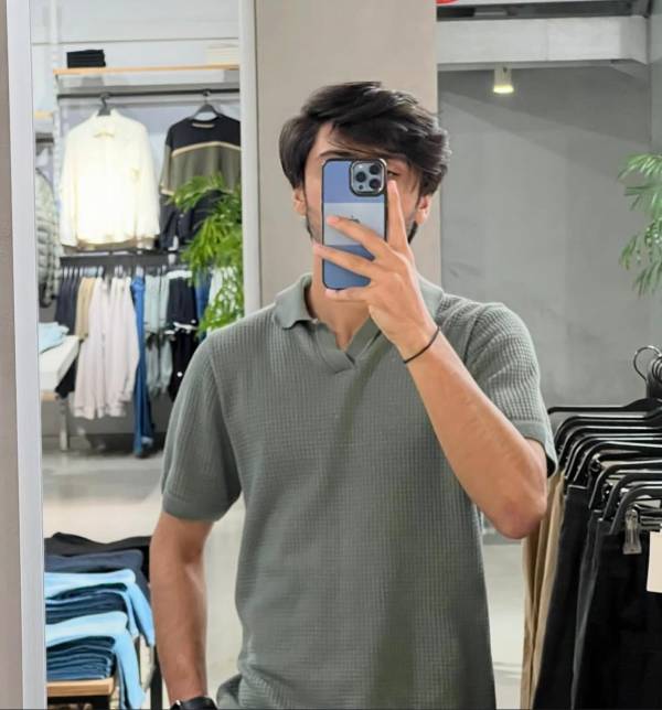 boys-personal photo of Lanka Ads