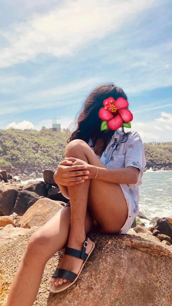 girls-personal photo of Lanka Ads