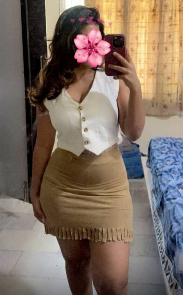 girls-personal photo of Lanka Ads