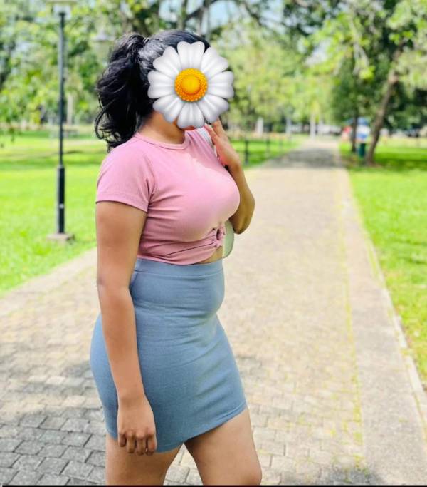 girls-personal photo of Lanka Ads