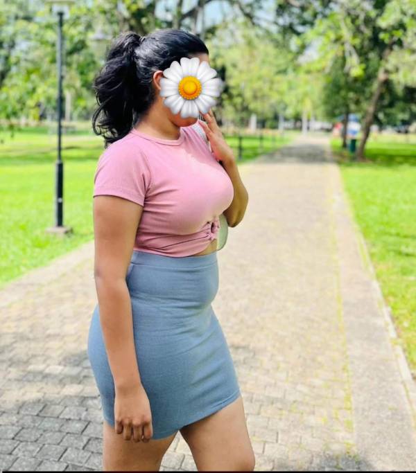 girls-personal photo of Lanka Ads