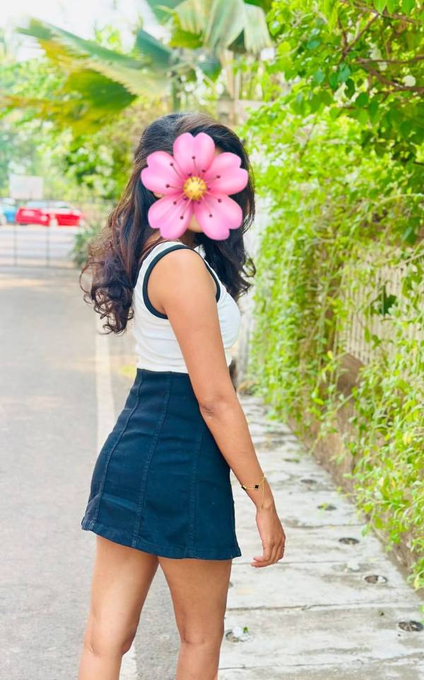 girls-personal photo of Lanka Ads