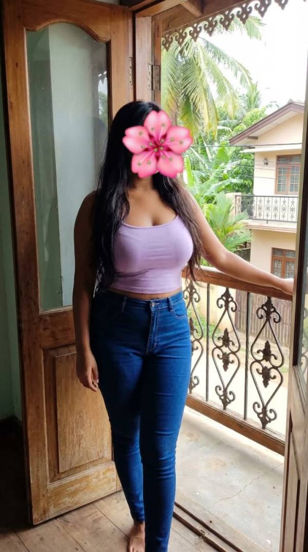 girls-personal photo of Lanka Ads