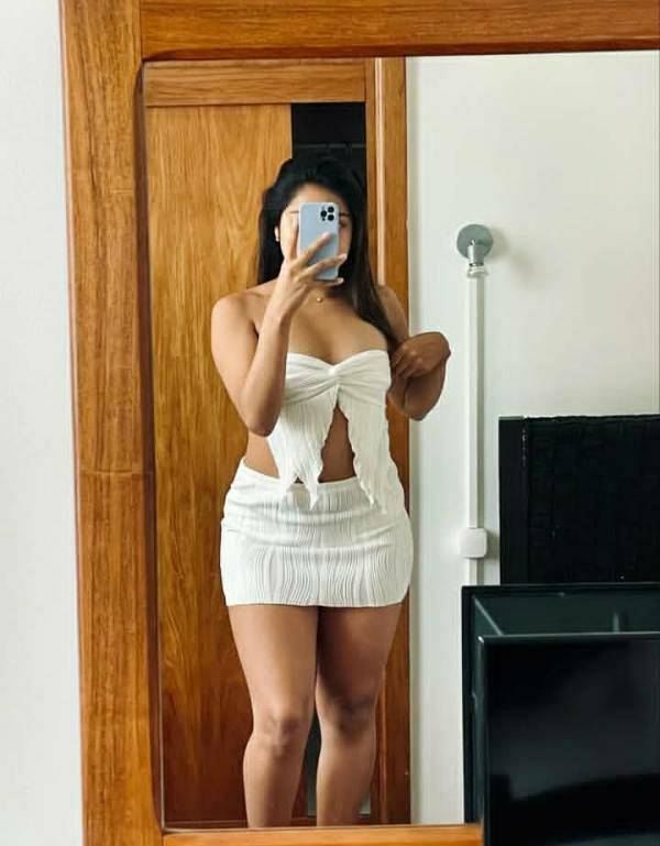 girls-personal photo of Lanka Ads