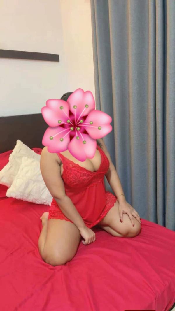 girls-personal photo of Lanka Ads