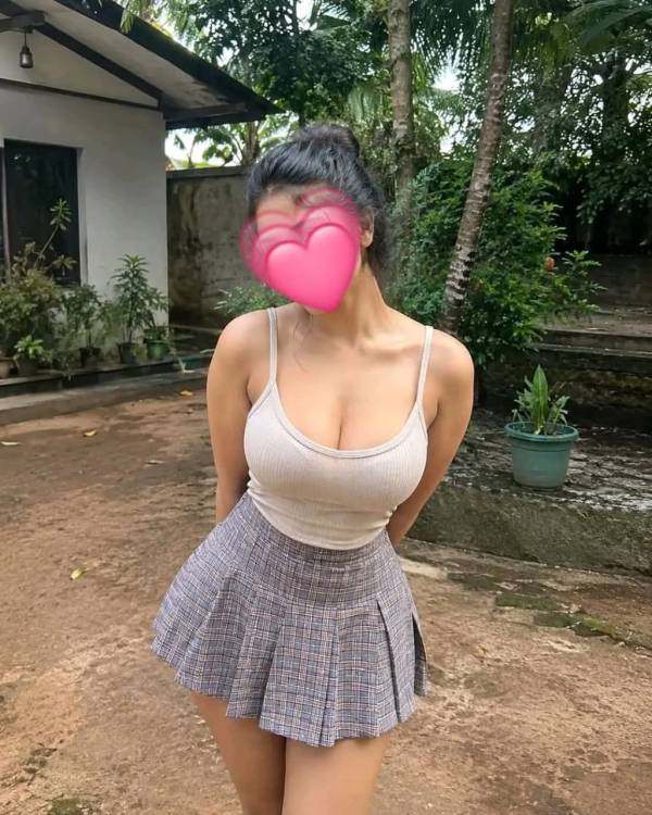girls-personal photo of Lanka Ads