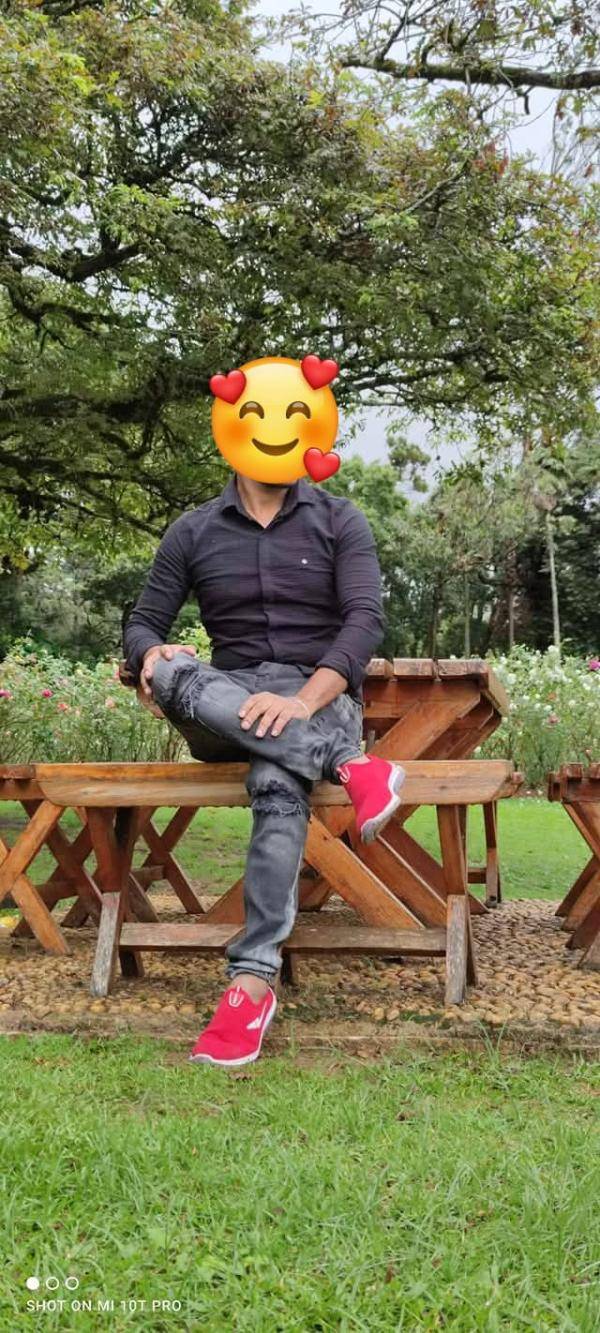 boys-personal photo of Lanka Ads