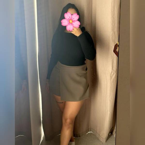 girls-personal photo of Lanka Ads