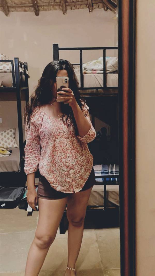 girls-personal photo of Lanka Ads