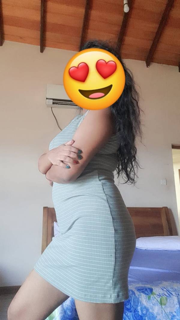 girls-personal photo of Lanka Ads
